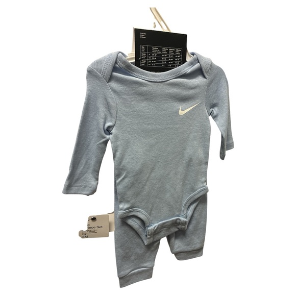 Nike Infant 3 piece Set in Blue and White size 3 months $32 - Picture 2 of 6